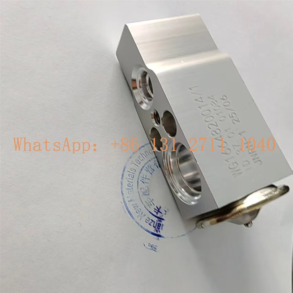 HOWO T7H Air Conditioner Expansion Valve Wg1664820014 factory
